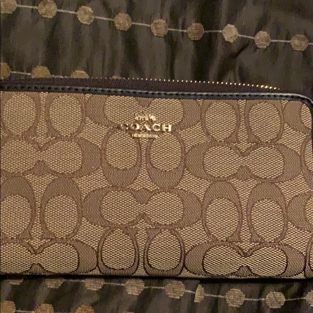Coach authentic wallet.